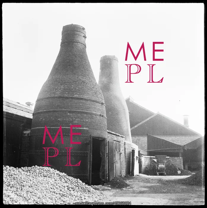 : Bottle kilns at Joiner's Square Mill, Caldon Canal : Bottle kilns at Joiner's Square Mill, Caldon Canal