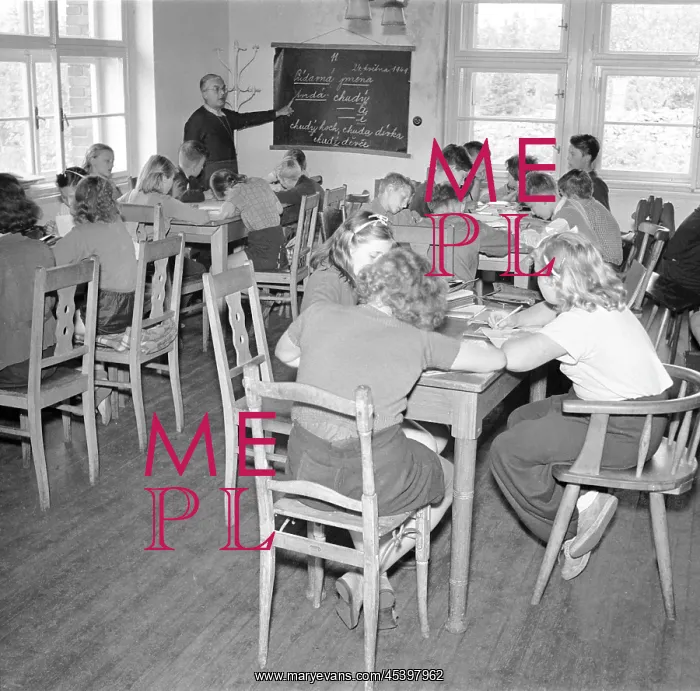 : Bournak in the Ore Mountains - School children : Bournak in the Ore Mountains - School children
