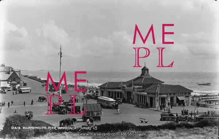 : Bournemouth Pier Approach : Bournemouth Pier Approach