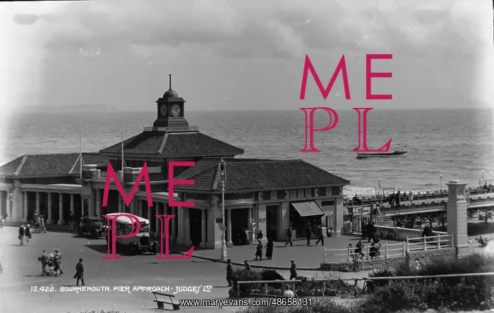 : Bournemouth Pier Approach : Bournemouth Pier Approach