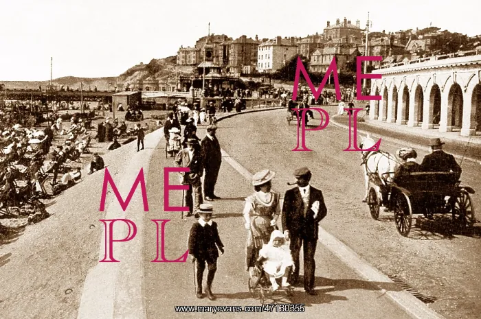  : Bournemouth Undercliffe Drive early 1900s