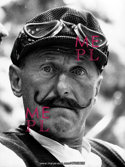: Bourvil. BOURVIL : Bourvil. BOURVIL