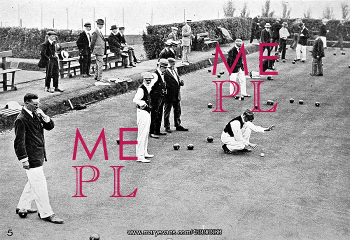 : Bowling Match between England and Scotland 1916 : Bowling Match between England and Scotland 1916