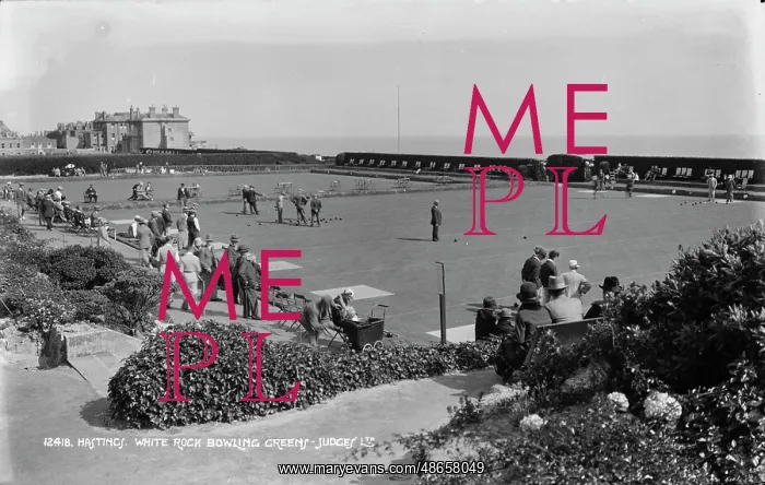 : Bowling at White Rock : Bowling at White Rock