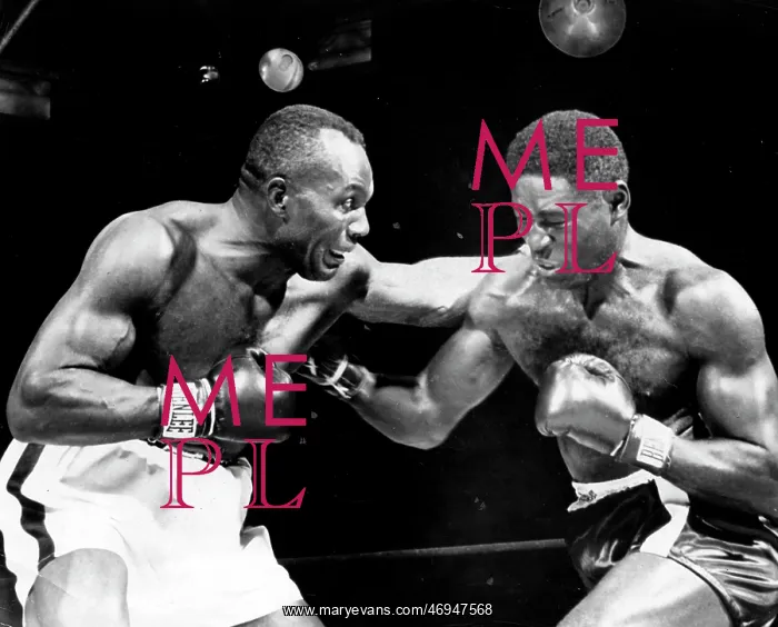 : Boxer Ezzard Charles : Boxer Ezzard Charles