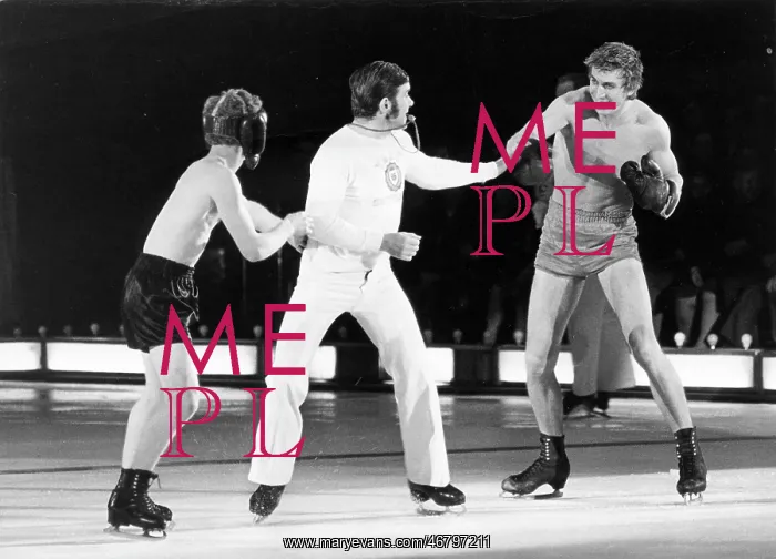 : Boxer at Holiday on Ice 1975 : Boxer at Holiday on Ice 1975