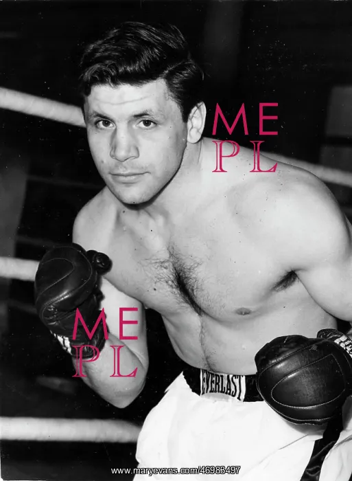: Boxer Roland Lastarza : Boxer Roland Lastarza