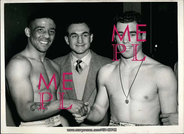 : Boxing. Mar. 17, 1953 - 17-3-53 Cartier and Turpin weigh in at Solomons Gym : Boxing. Mar. 17, 1953 - 17-3-53 Cartier and Turpin weigh in at Solomons Gym