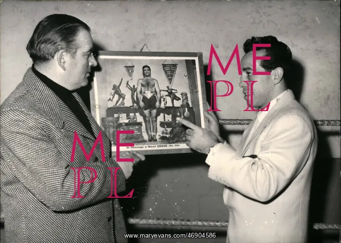 : Boxing. Jan. 01, 1955 - Paddi Di Marco Sees plants Des Sports Training Quarters : Boxing. Jan. 01, 1955 - Paddi Di Marco Sees plants Des Sports Training Quarters