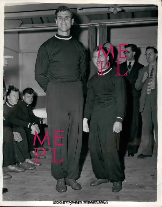 : Boxing. Oct. 10, 1955 - Russian Boxers in London Get fighting - fit for : Boxing. Oct. 10, 1955 - Russian Boxers in London Get fighting - fit for