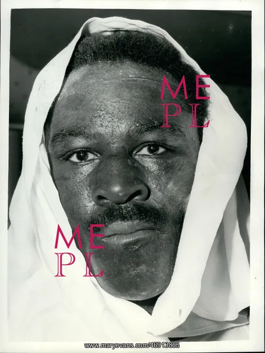 : Boxing. Sep. 24, 1956 - 24-9-56 Ezzard Charles trains for fight against Dick Richardson : Boxing. Sep. 24, 1956 - 24-9-56 Ezzard Charles trains for fight against Dick Richardson