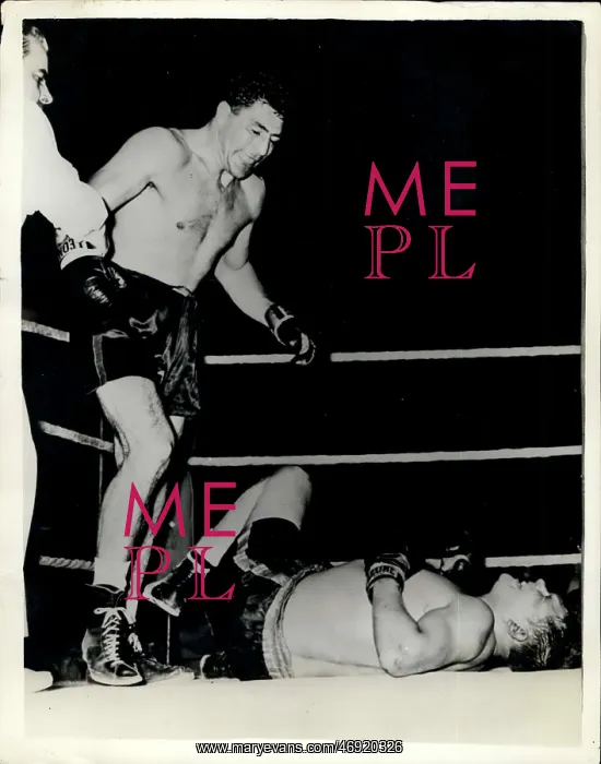 : Boxing. Jul. 23, 1956 - Italian boxer retaings European Heavyweight title : Boxing. Jul. 23, 1956 - Italian boxer retaings European Heavyweight title