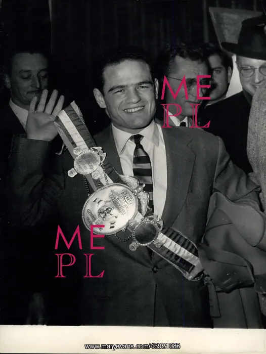 : Boxing. Nov. 13, 1957 - Halimi Back In Paris: Alphonse Halimi who won the : Boxing. Nov. 13, 1957 - Halimi Back In Paris: Alphonse Halimi who won the