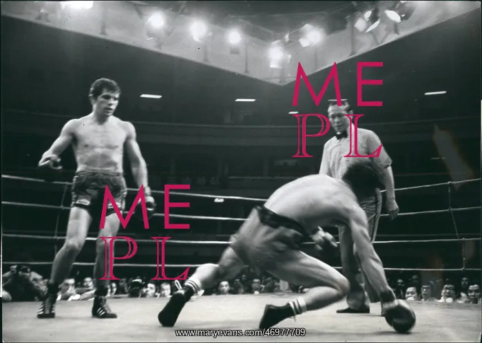 : Boxing. Mar. 27 Wajima starts his fall to the canvas for the knockout count : Boxing. Mar. 27 Wajima starts his fall to the canvas for the knockout count