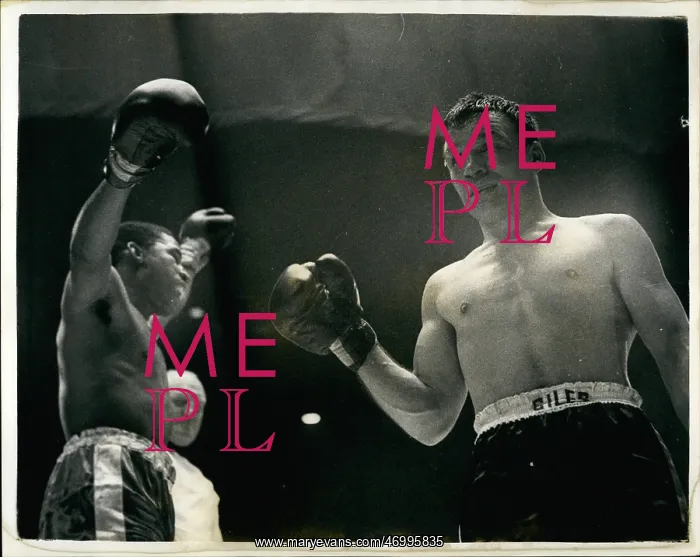: Boxing. Jun. 06, 1962 - Britain's Dave Charnley is beaten by the Cuban : Boxing. Jun. 06, 1962 - Britain's Dave Charnley is beaten by the Cuban