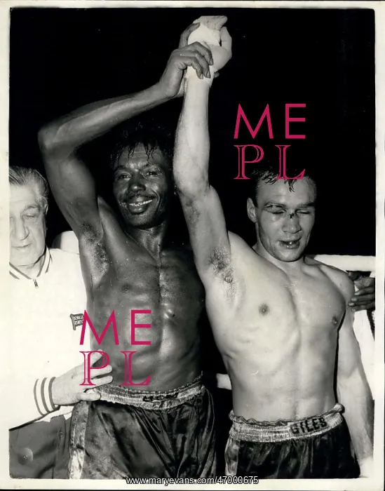 : Boxing. Apr. 18, 1961 - Joe Brown Retains His World Light-Weight Title : Boxing. Apr. 18, 1961 - Joe Brown Retains His World Light-Weight Title