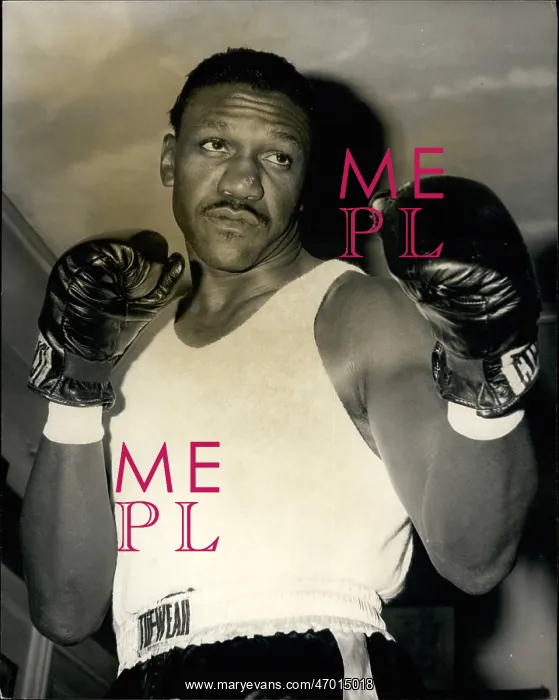 : Boxing. Jan. 01, 1965 - Billy Walker's Opponent - Gets into training : Boxing. Jan. 01, 1965 - Billy Walker's Opponent - Gets into training
