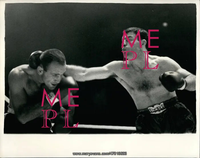 : Boxing. Oct. 10, 1962 - Curvis Beats Sumilin At Wembley : Boxing. Oct. 10, 1962 - Curvis Beats Sumilin At Wembley