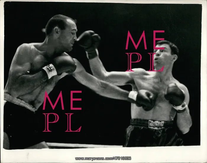 : Boxing. Oct. 10, 1962 - Curvis Beats Sumilin At Wembley : Boxing. Oct. 10, 1962 - Curvis Beats Sumilin At Wembley