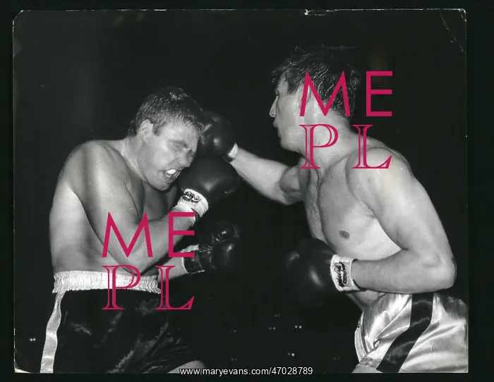 : Boxing. Sep. 09, 1963 - BILLY WALKER TAKES ONE TO THE HEAD : Boxing. Sep. 09, 1963 - BILLY WALKER TAKES ONE TO THE HEAD