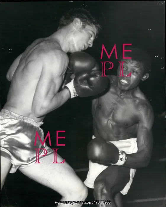 : Boxing. Jan. 01, 1969 - Johnny Famechon wins world Featherweight Title. : Boxing. Jan. 01, 1969 - Johnny Famechon wins world Featherweight Title.
