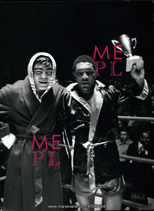 : Boxing. Nov. 19, 1968 - French champion Jacques Marty was beaten by Juarez de Lima : Boxing. Nov. 19, 1968 - French champion Jacques Marty was beaten by Juarez de Lima