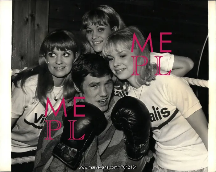 : Boxing. Mar. 03, 1967 - Billy Walker trains for Mildenberger fight : Boxing. Mar. 03, 1967 - Billy Walker trains for Mildenberger fight