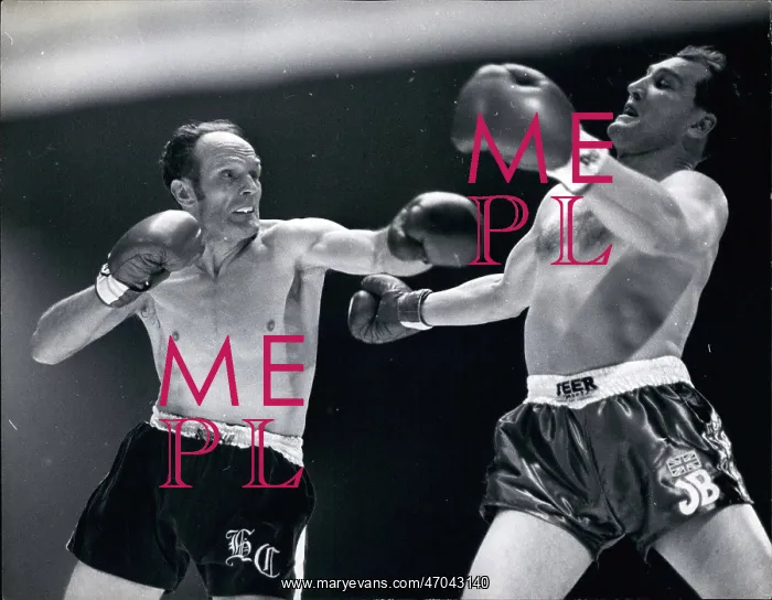 : Boxing. Mar. 03, 1970 - Henry Cooper Recaptures Title : Boxing. Mar. 03, 1970 - Henry Cooper Recaptures Title