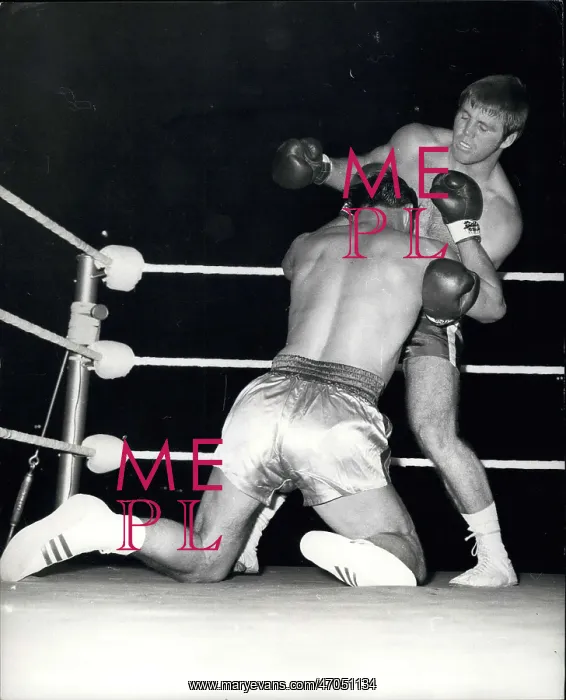 : Boxing. Nov. 17, 1971 - Jack Bodell knocked out in 64 seconds : Boxing. Nov. 17, 1971 - Jack Bodell knocked out in 64 seconds