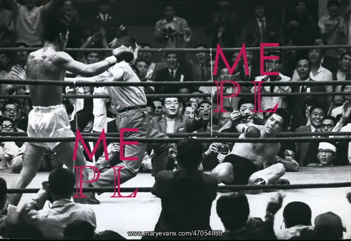 : Boxing. Oct. 10, 1970 - On The Brink Of Defeat : Boxing. Oct. 10, 1970 - On The Brink Of Defeat