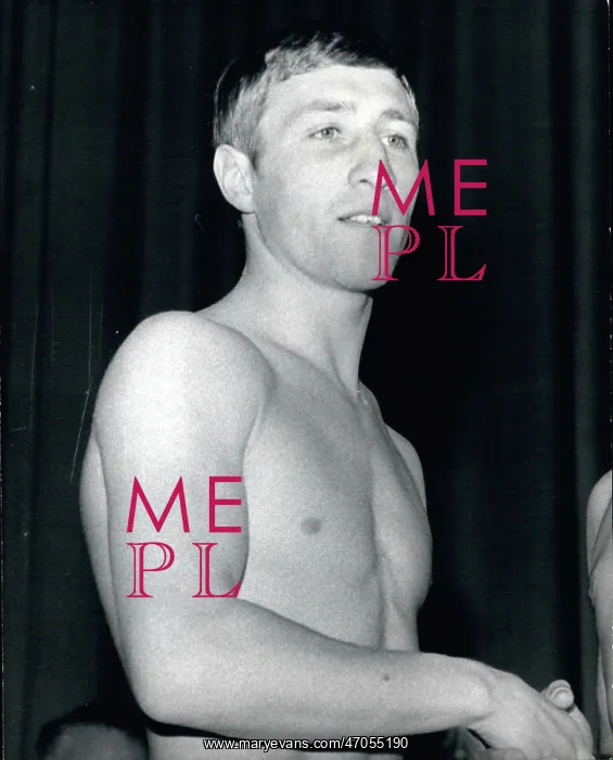 : Boxing. Dec. 12, 1971 - M.B.E. For Ken Buchanan : Boxing. Dec. 12, 1971 - M.B.E. For Ken Buchanan