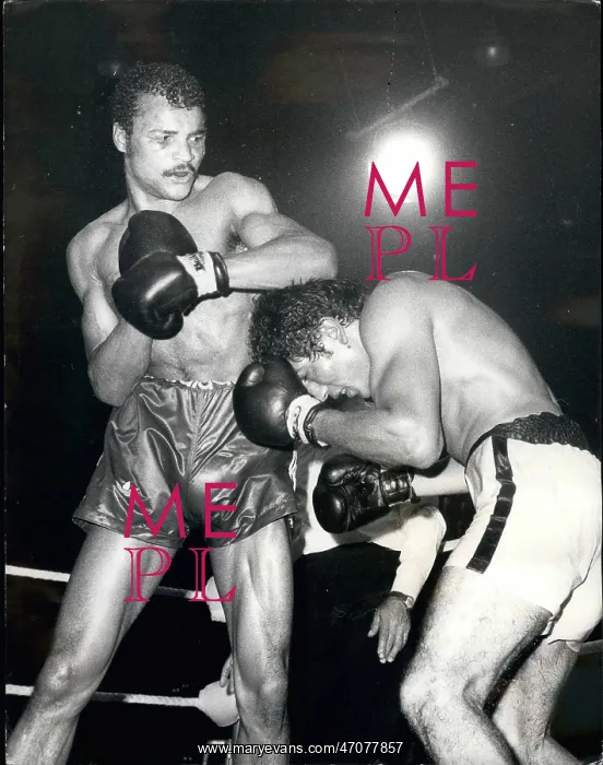 : Boxing. Oct. 10, 1974 - John Conteh is new world champion : Boxing. Oct. 10, 1974 - John Conteh is new world champion