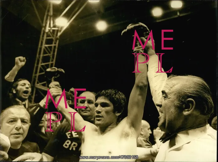 : Boxing. Jun. 18, 1972 - The Argentinian boxing champion Carlos Monzon kep : Boxing. Jun. 18, 1972 - The Argentinian boxing champion Carlos Monzon kep