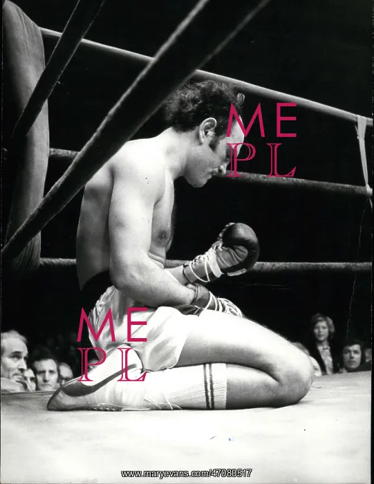 : Boxing. Mar. 29, 1976 - Max Cohen (France) was beaten by Rodrigo Valdes : Boxing. Mar. 29, 1976 - Max Cohen (France) was beaten by Rodrigo Valdes
