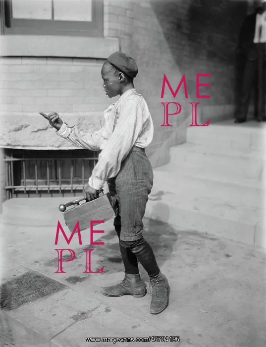: Boy - child - labor - shoe shine : Boy - child - labor - shoe shine