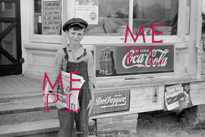 : Boy - Newspapers - Occupations - Rural : Boy - Newspapers - Occupations - Rural
