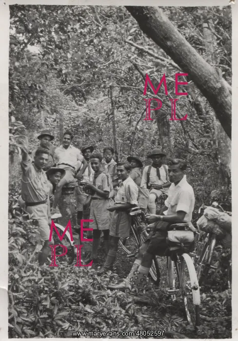 : Boy scouts and rovers on a hike, Mauritius : Boy scouts and rovers on a hike, Mauritius