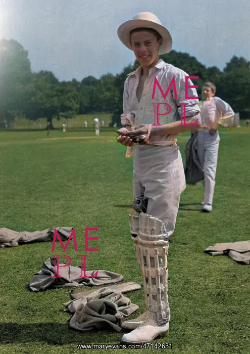 : Two boys in their cricketing gear : Two boys in their cricketing gear