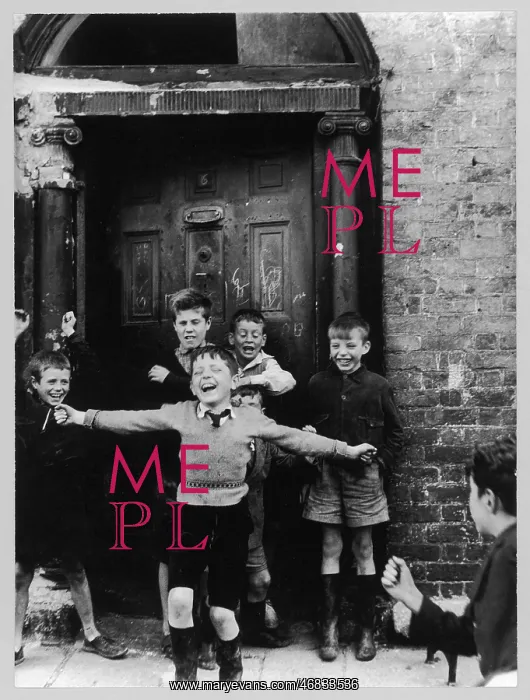 : BOYS / DUBLIN DOORWAY 1957 : BOYS / DUBLIN DOORWAY 1957