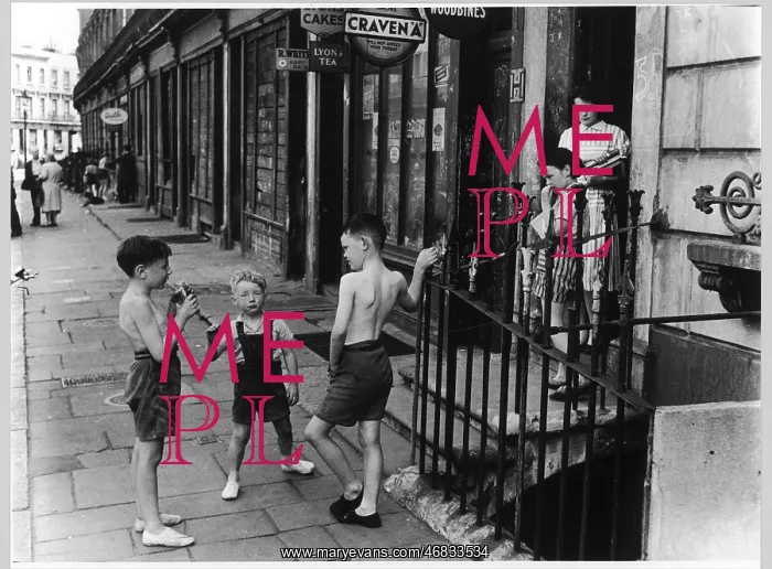 : THREE BOYS / HARROW ROAD : THREE BOYS / HARROW ROAD