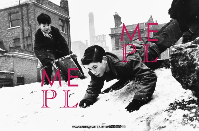 : Two boys in the snow in Wapping : Two boys in the snow in Wapping