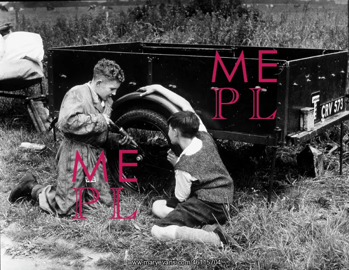 : Boys with Trailer : Boys with Trailer