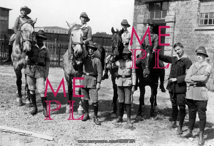: Boyscouts on horseback, 1914 : Boyscouts on horseback, 1914