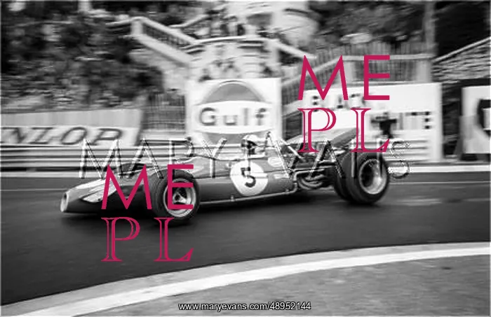: Brabham leads in Brabham BT33, Monaco GP : Brabham leads in Brabham BT33, Monaco GP