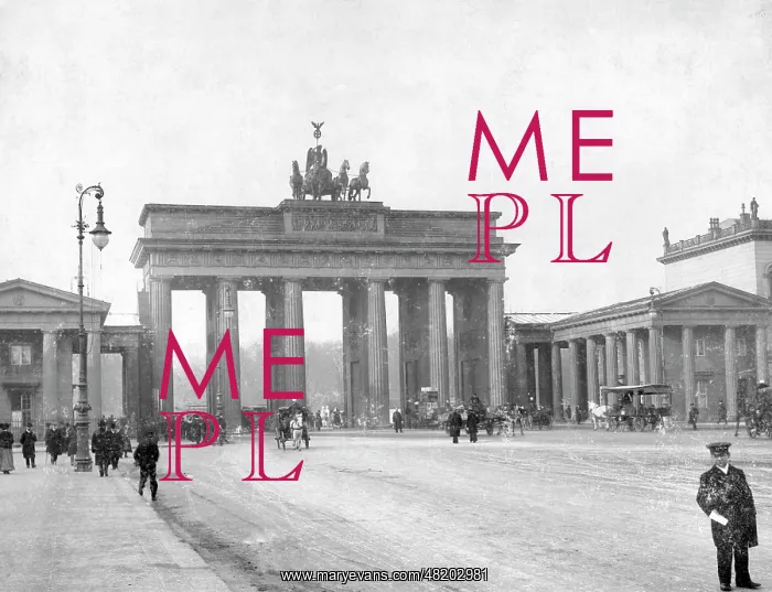 : Brandenburg Gate in Berlin, 1907 : Brandenburg Gate in Berlin, 1907