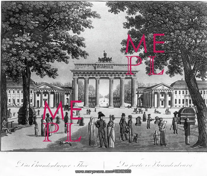 : Brandenburg Gate and Pariser Platz in Berlin : Brandenburg Gate and Pariser Platz in Berlin