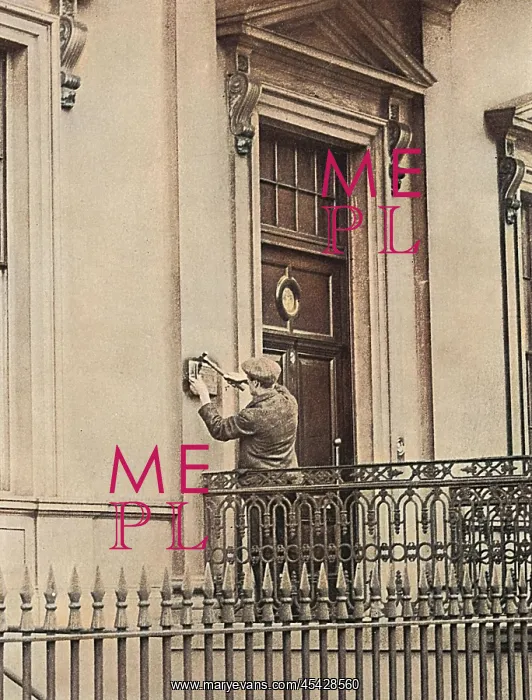 : The brass plate at the German Embassy removed during WWI : The brass plate at the German Embassy removed during WWI