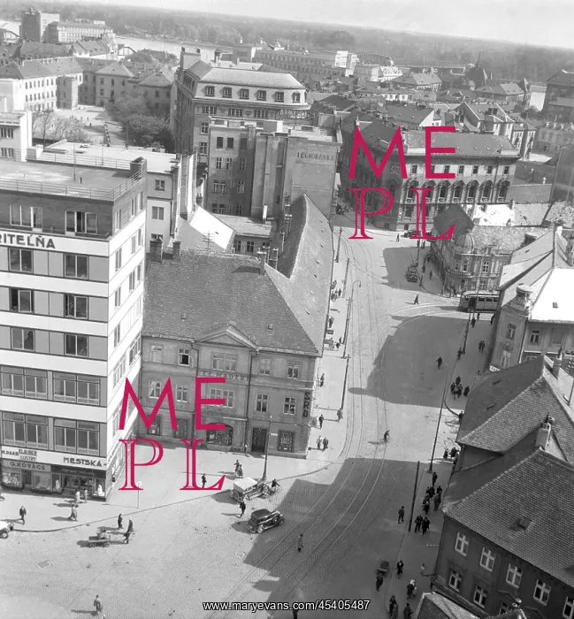  : Bratislava -S?tA?rova ulice