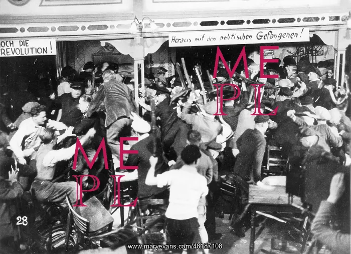: Brawl between SA and communists in the twenties : Brawl between SA and communists in the twenties