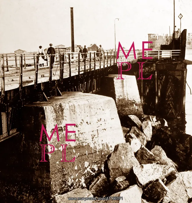  : A breach in the Zeebrugge Mole during the First World War